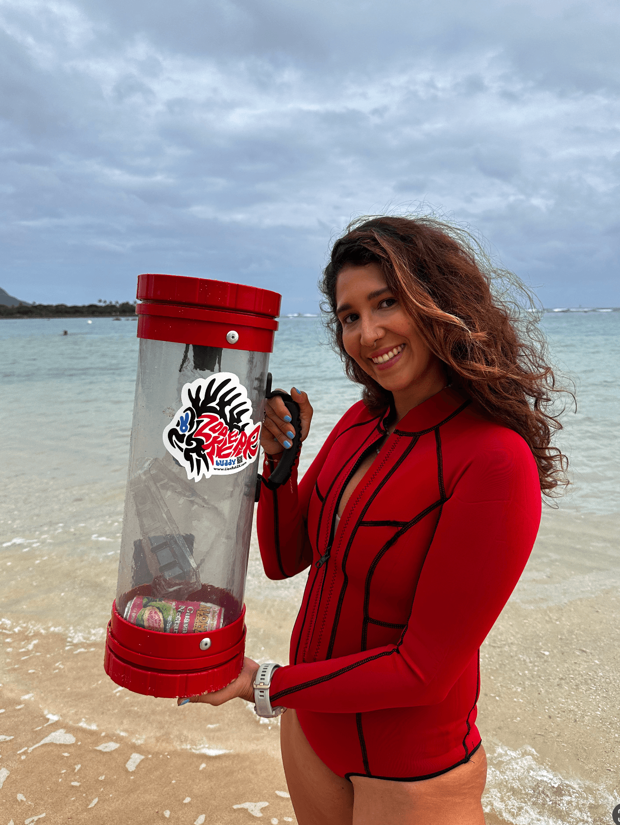 Buddy Explorer @captainelena logging a reef clean-up dive in Buddy app